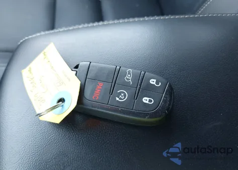 2017 Jeep Grand Cherokee Limited 4X4 from USA, damaged, VIN 1C4RJFBG7HC845391